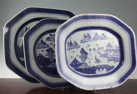 Three Chinese export blue and white dishes, Qianlong period,